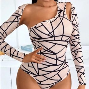 All over print cut out asymmetric bodysuit